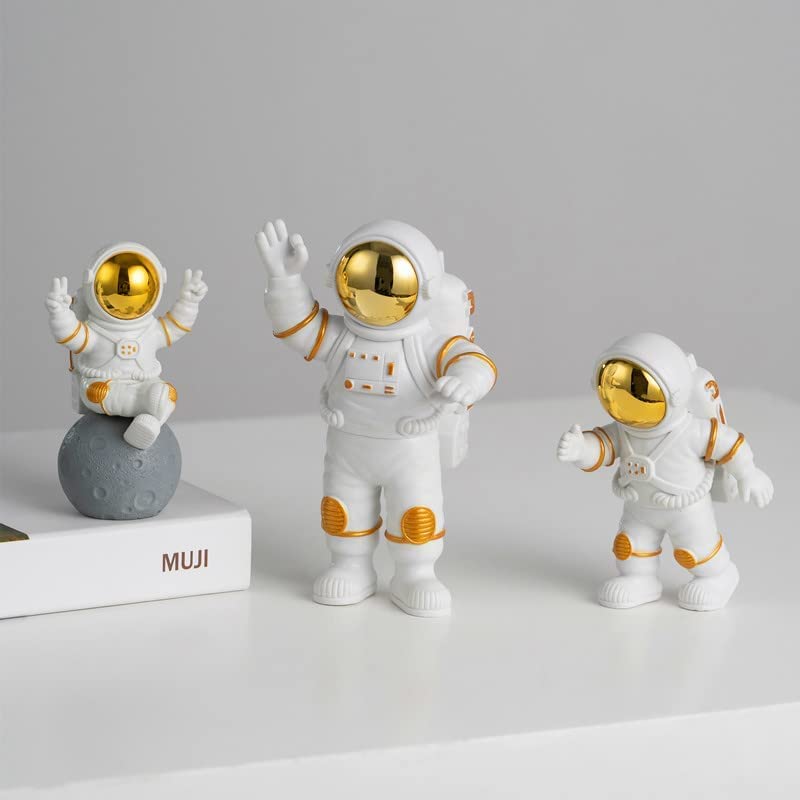 Polyvinyl Chloride 3Pcs Astronaut Action Figurine Home Decor Astronaut Statue Study Office Desk Decor Showpiece Gift Decoration Accessories Outer Space Pvc Sculpture(Golden)