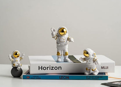 Polyvinyl Chloride 3Pcs Astronaut Action Figurine Home Decor Astronaut Statue Study Office Desk Decor Showpiece Gift Decoration Accessories Outer Space Pvc Sculpture(Golden)