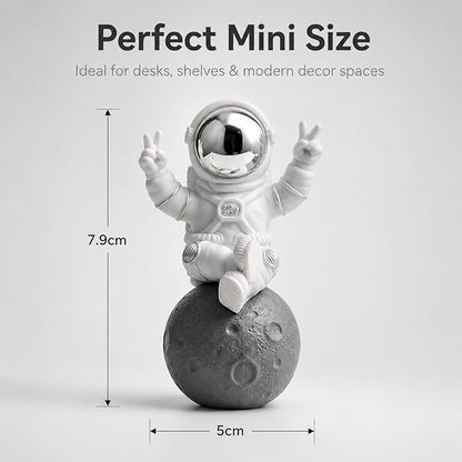 Cute Outer Space Astronaut Figurine Action Figure Toys Statue for Showpiece Home Living Room Decor Office Desktop Decoration Car Dashboard, Kids Birthday Party Gift, Resin